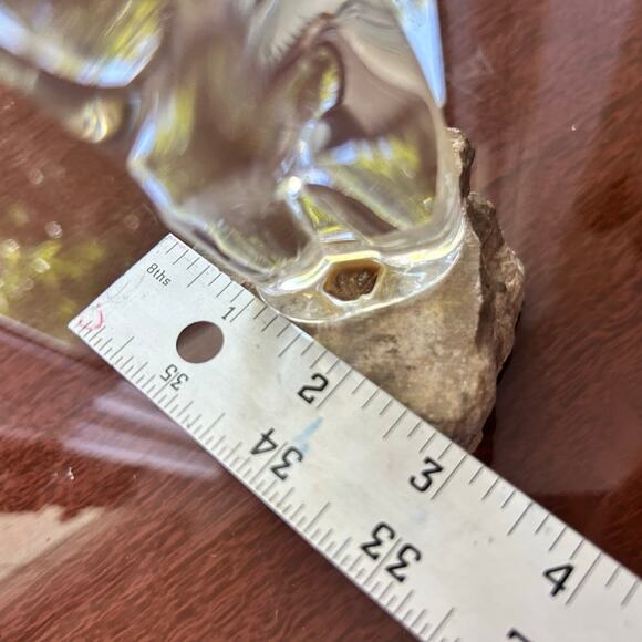 Vintage Clear Glass Howling Wolf Figurine on Stone Base - Picture 11 of 12